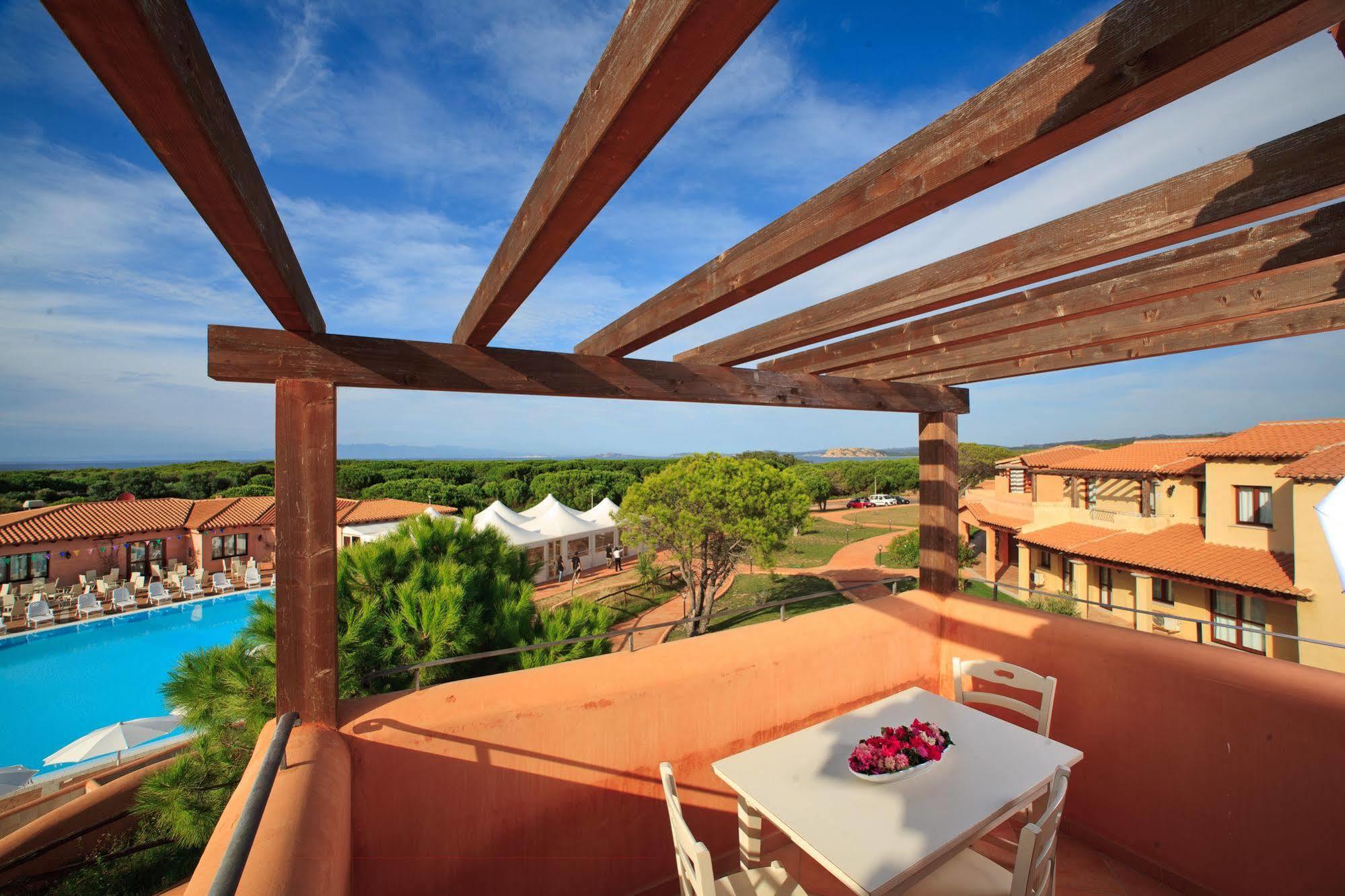 Borgo Dei Pescatori Hotel Aglientu Luaran gambar