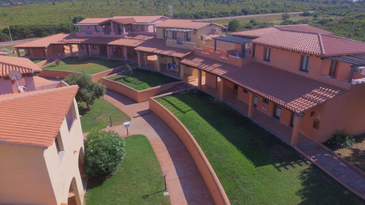 Borgo Dei Pescatori Hotel Aglientu Luaran gambar