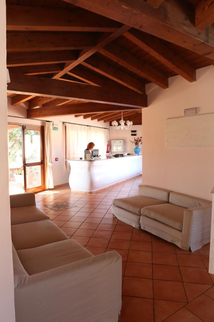 Borgo Dei Pescatori Hotel Aglientu Luaran gambar