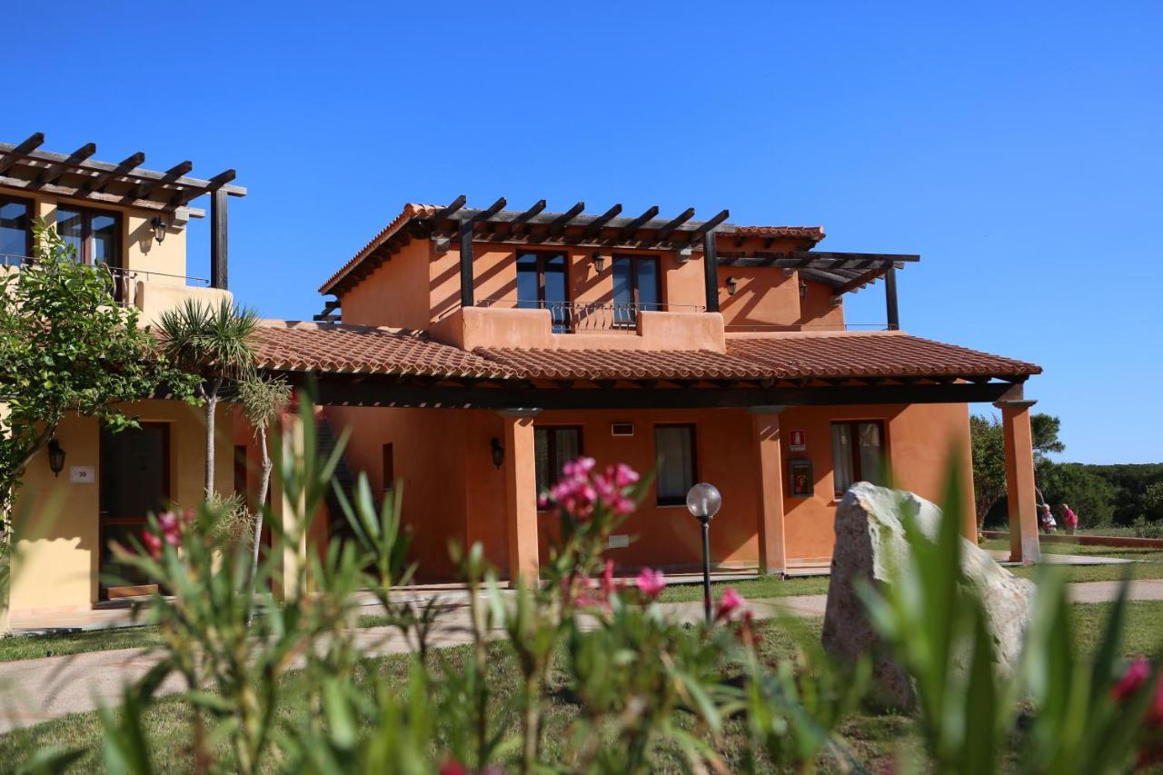 Borgo Dei Pescatori Hotel Aglientu Luaran gambar