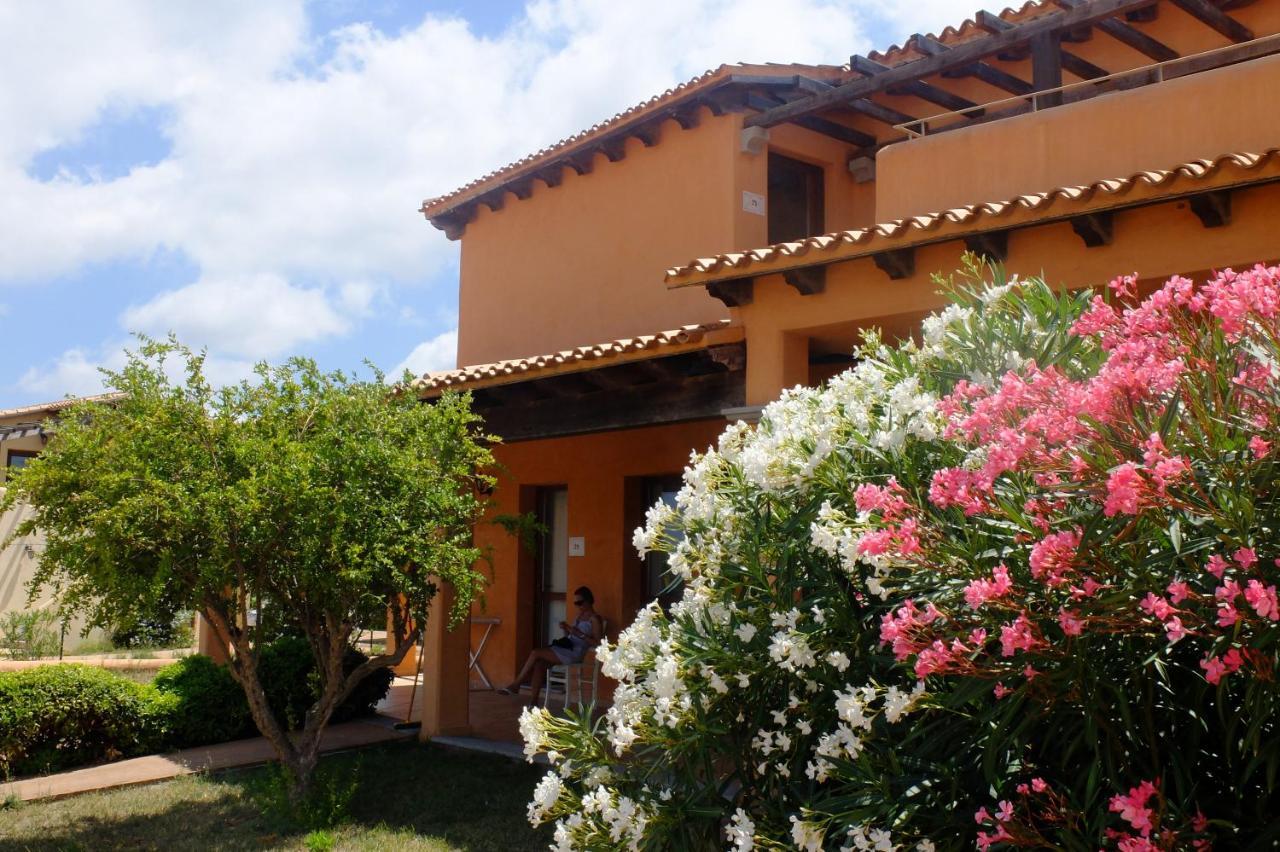 Borgo Dei Pescatori Hotel Aglientu Luaran gambar